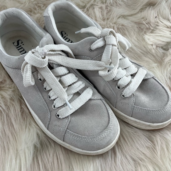 Simple Gray Suede Sneakers - Size 9.5 - Picture 1 of 6